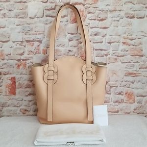New Chloe Darryl Medium Leather Tote Bag